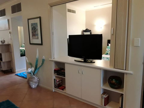 Jackies Holiday Apartment - C Tourism 20