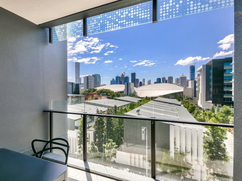 Opera Apartments South Brisbane - C Tourism 3
