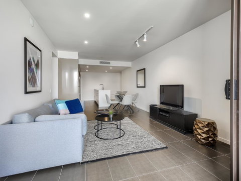 Opera Apartments South Brisbane - C Tourism 1