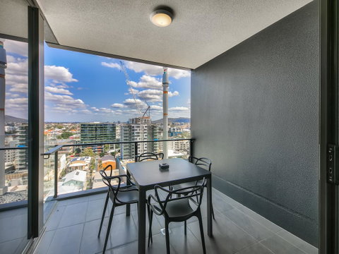 Opera Apartments South Brisbane - C Tourism 22