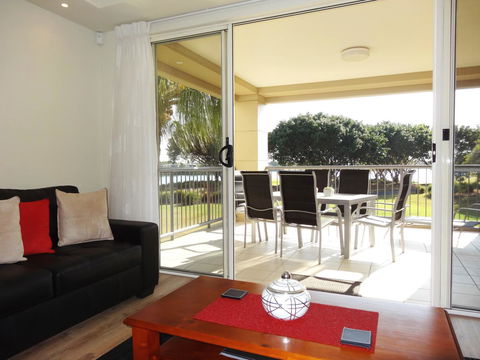 Waterfront Resort Villa With Buggy - C Tourism 20