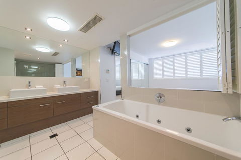 Echelon Apartments Yeppoon - C Tourism 9