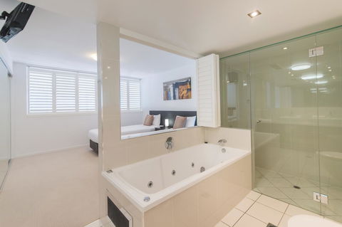 Echelon Apartments Yeppoon - C Tourism 10
