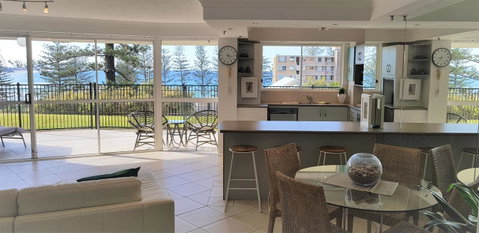 Gemini Court Holiday Apartments - C Tourism 23