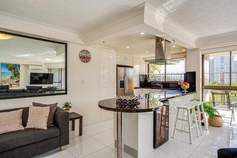 Gemini Court Holiday Apartments - C Tourism 7
