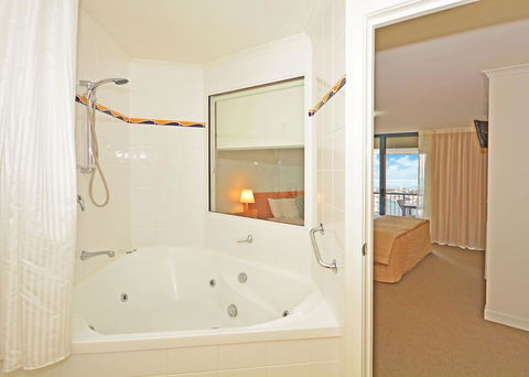 Mantra Hervey Bay - C Tourism 24
