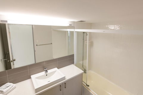 Burgess @ Kings Beach Apartments - C Tourism 36