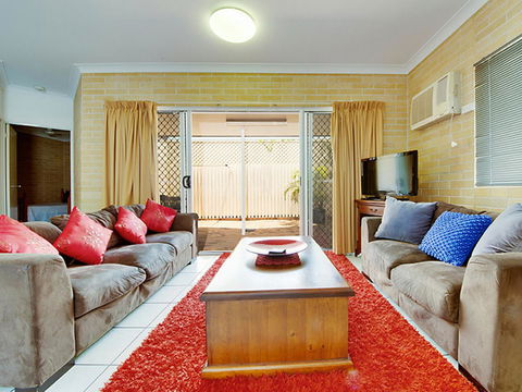 Murray Street Apartments - C Tourism 23