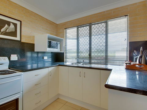 Murray Street Apartments - C Tourism 4