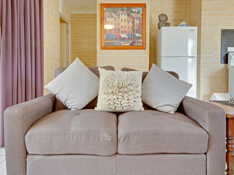 Murray Street Apartments - C Tourism 1