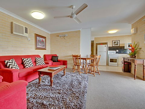 Murray Street Apartments - C Tourism 11
