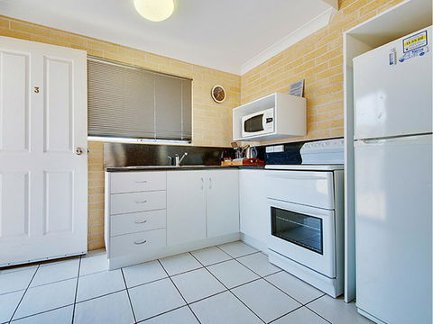 Murray Street Apartments - C Tourism 17