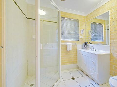 Murray Street Apartments - C Tourism 13