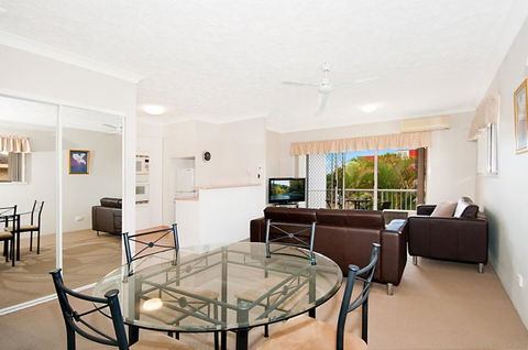 Champelli Palms Apartments - C Tourism 9