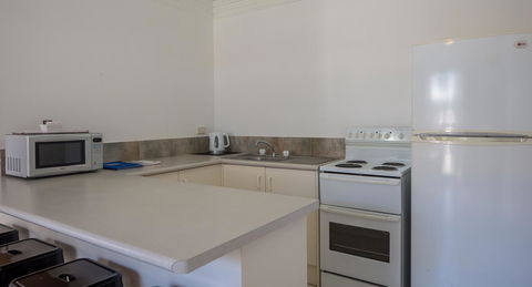 Bilinga Beach Motel - C Tourism 44