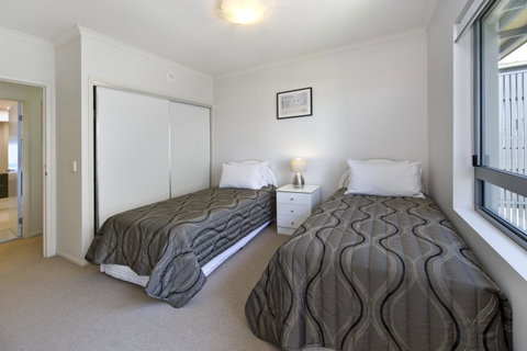 On The Bay Apartments - C Tourism 17