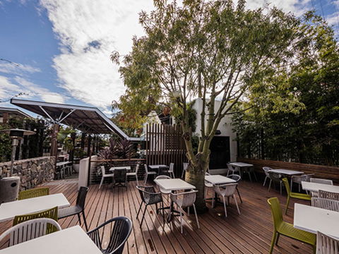 Eatons Hill Hotel - C Tourism 36