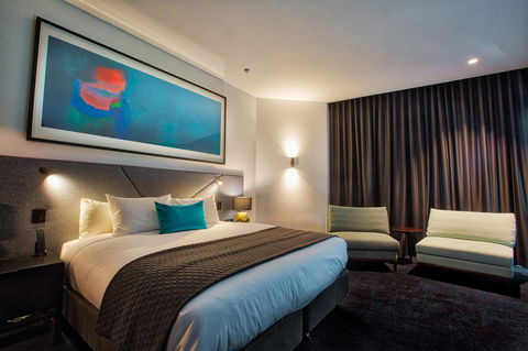 Eatons Hill Hotel - C Tourism 12