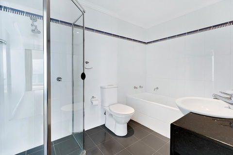 Pacific Views Resort - C Tourism 24