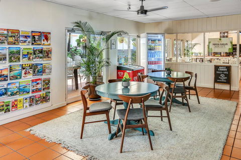 Coral Tree Inn - C Tourism 16