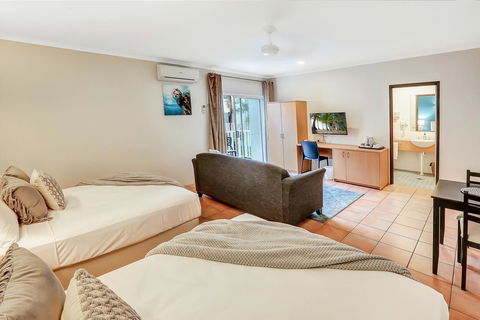 Coral Tree Inn - C Tourism 15
