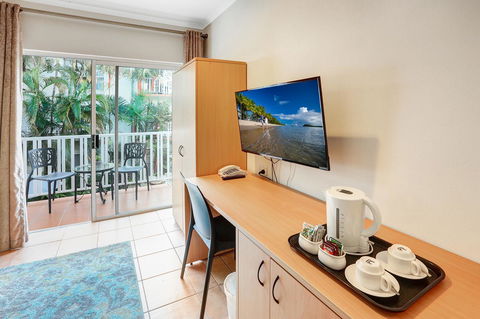 Coral Tree Inn - C Tourism 12