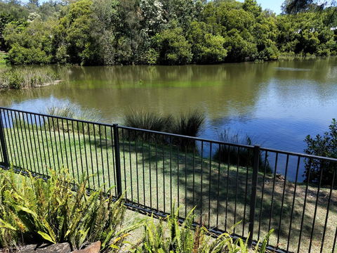 Waterfront Theme Park Getaway - C Tourism 22