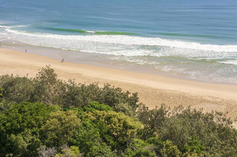 84 The Spit Holiday Apartments - C Tourism 3