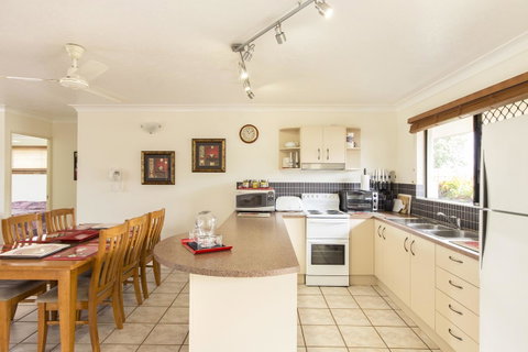 Marcol Place Holiday Apartments - C Tourism 4