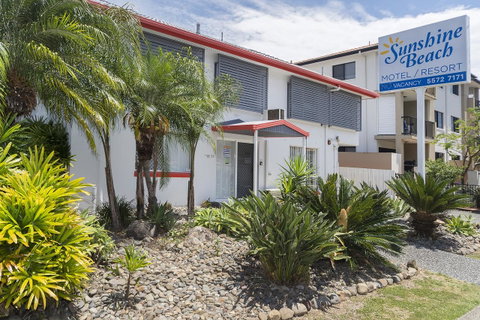 Sunshine Beach Resort - C Tourism 3