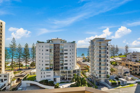 Rainbow Commodore Coolangatta - C Tourism 35