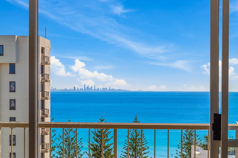 Rainbow Commodore Coolangatta - C Tourism 2