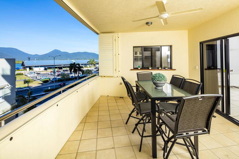 Jack And Newell Holiday Apartments - C Tourism 20