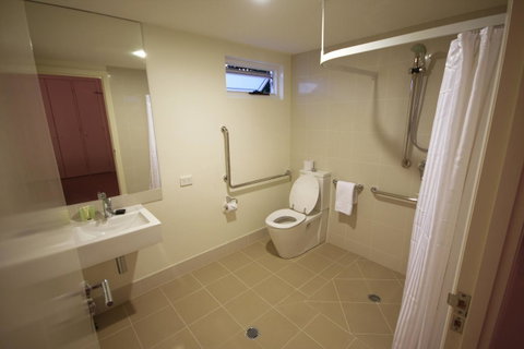 Domain Serviced Apartments - C Tourism 13