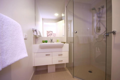 Domain Serviced Apartments - C Tourism 6