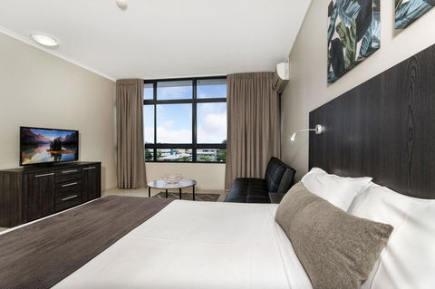 Sunshine Tower Hotel - C Tourism 9