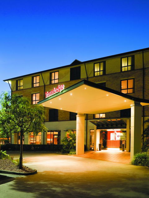 Mercure Brisbane Garden City - C Tourism 0