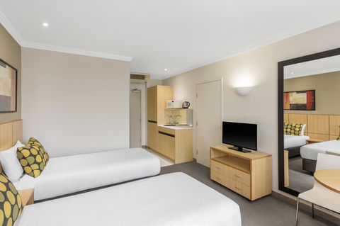 Mercure Brisbane Garden City - C Tourism 7