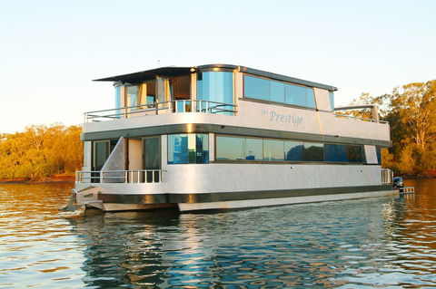 Coomera Houseboats - C Tourism 0