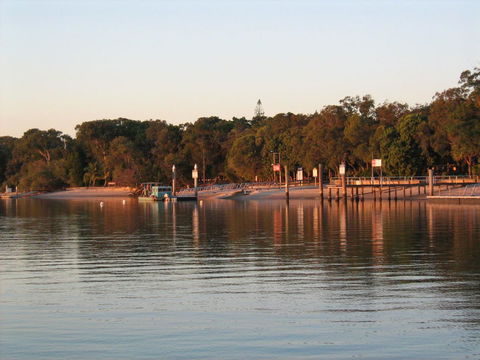 Coomera Houseboats - C Tourism 2