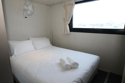 Coomera Houseboats - C Tourism 22