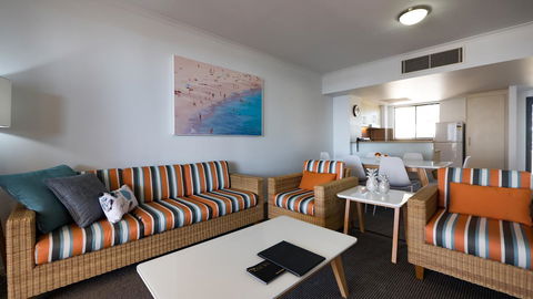 Swell Resort Burleigh Heads - C Tourism 9