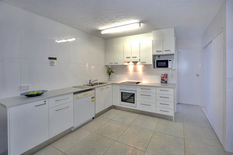Surf Dance Apartments - C Tourism 23