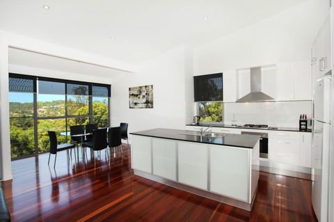 224 Centenary Heights Road Coolum Beach, 500 Dollar Bond, Linen Included - C Tourism 2