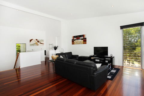 224 Centenary Heights Road Coolum Beach, 500 Dollar Bond, Linen Included - C Tourism 4