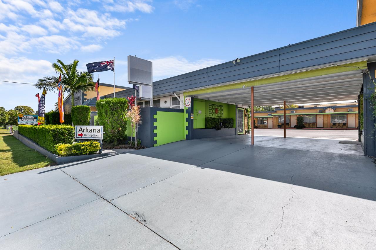 Yengarie QLD C Tourism