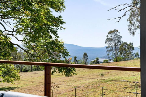 Hollow Tree Farm - C Tourism 23