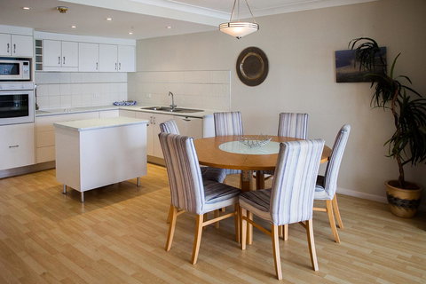 Elouera Tower - C Tourism 23