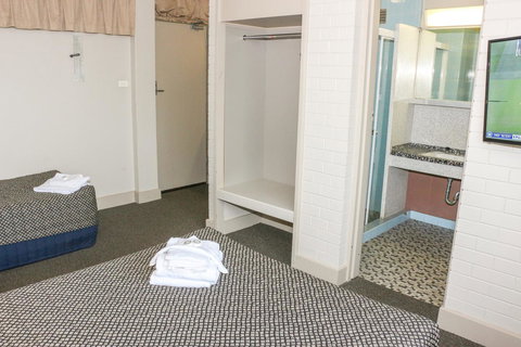 Brighton Hotel - C Tourism 5