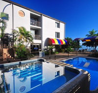 Waters Edge The Strand - C Tourism